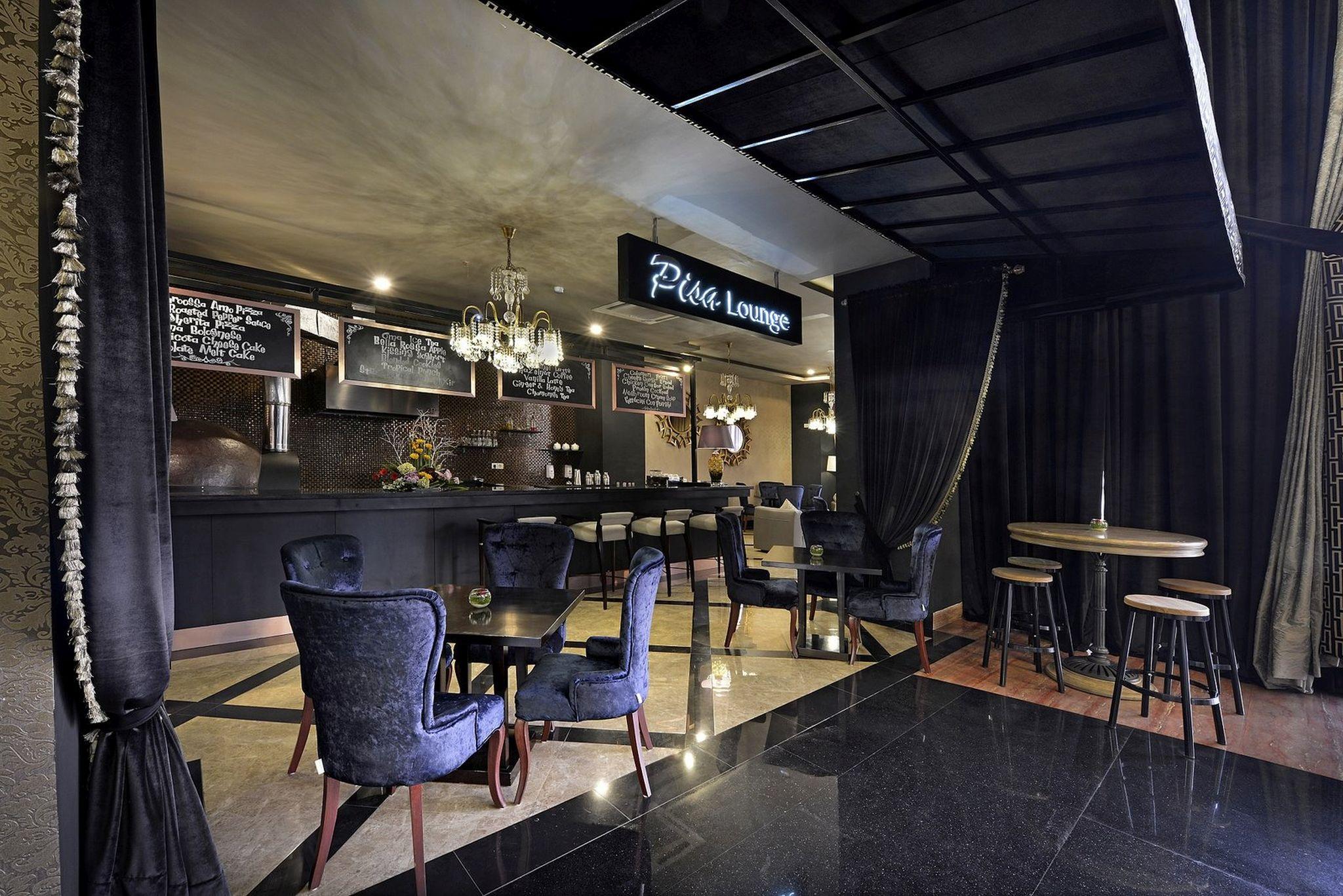 Amaroossa Grande Hotel Bekasi Exterior photo